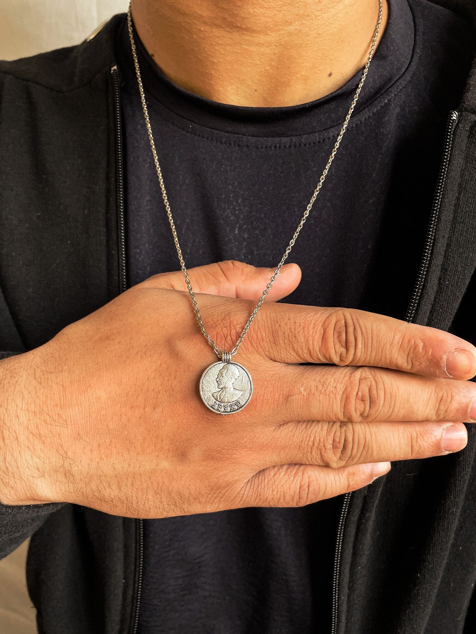 Man Face Silver Coin Pendant With Chain Simply Gorgeous