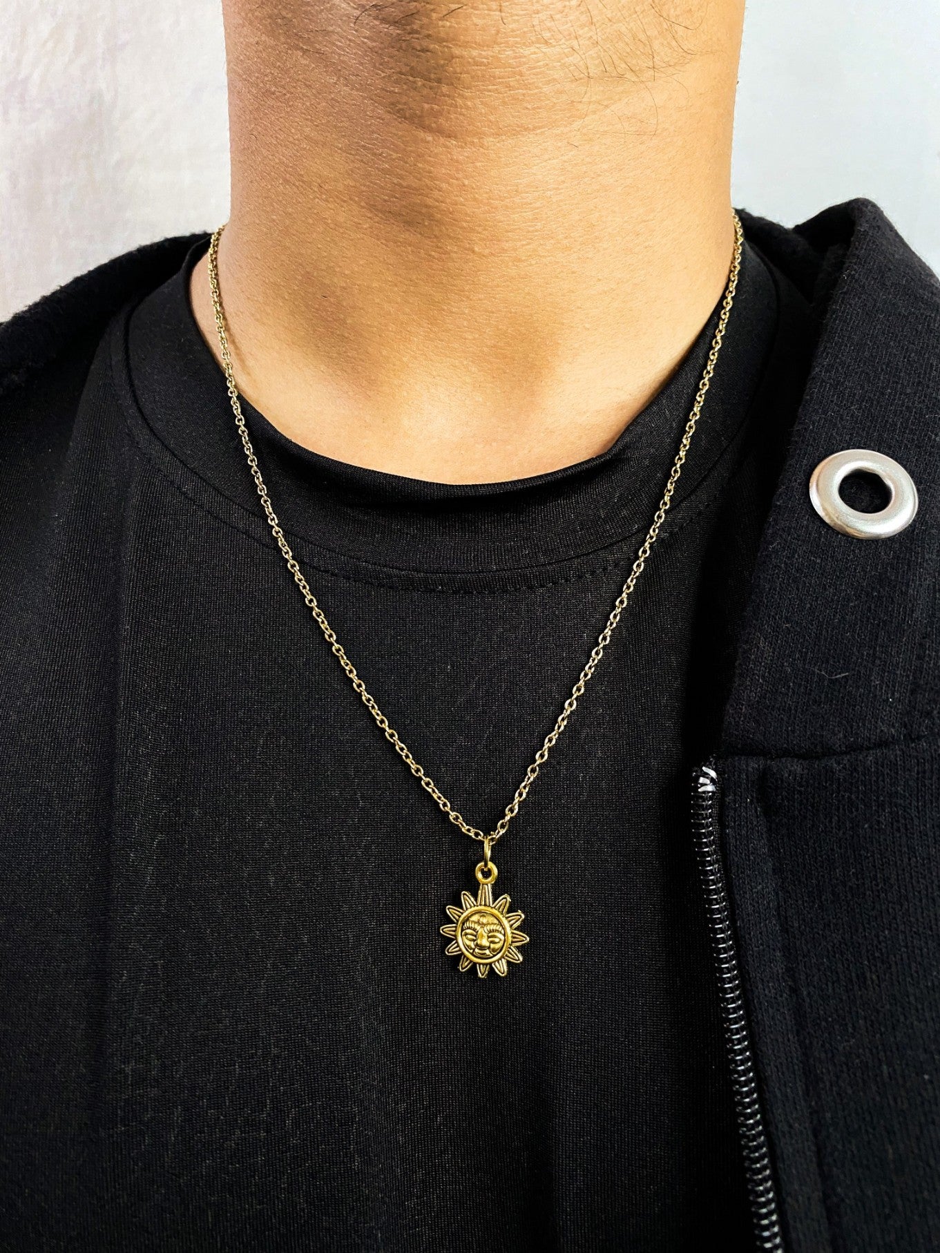 Movado |Men's gold pendant on chain