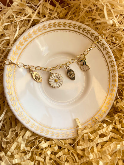 Round Link Golden Enamel Charm Bracelet 3