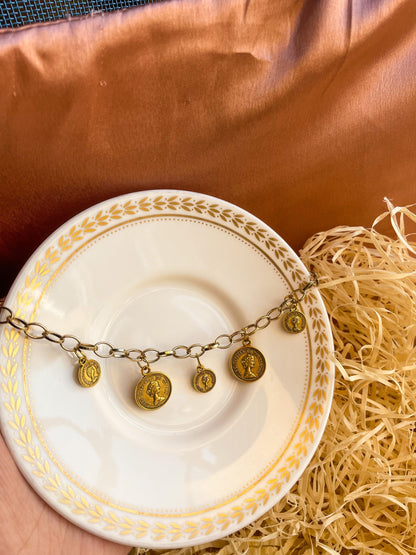 Antique Gold Link Charms Bracelet 4