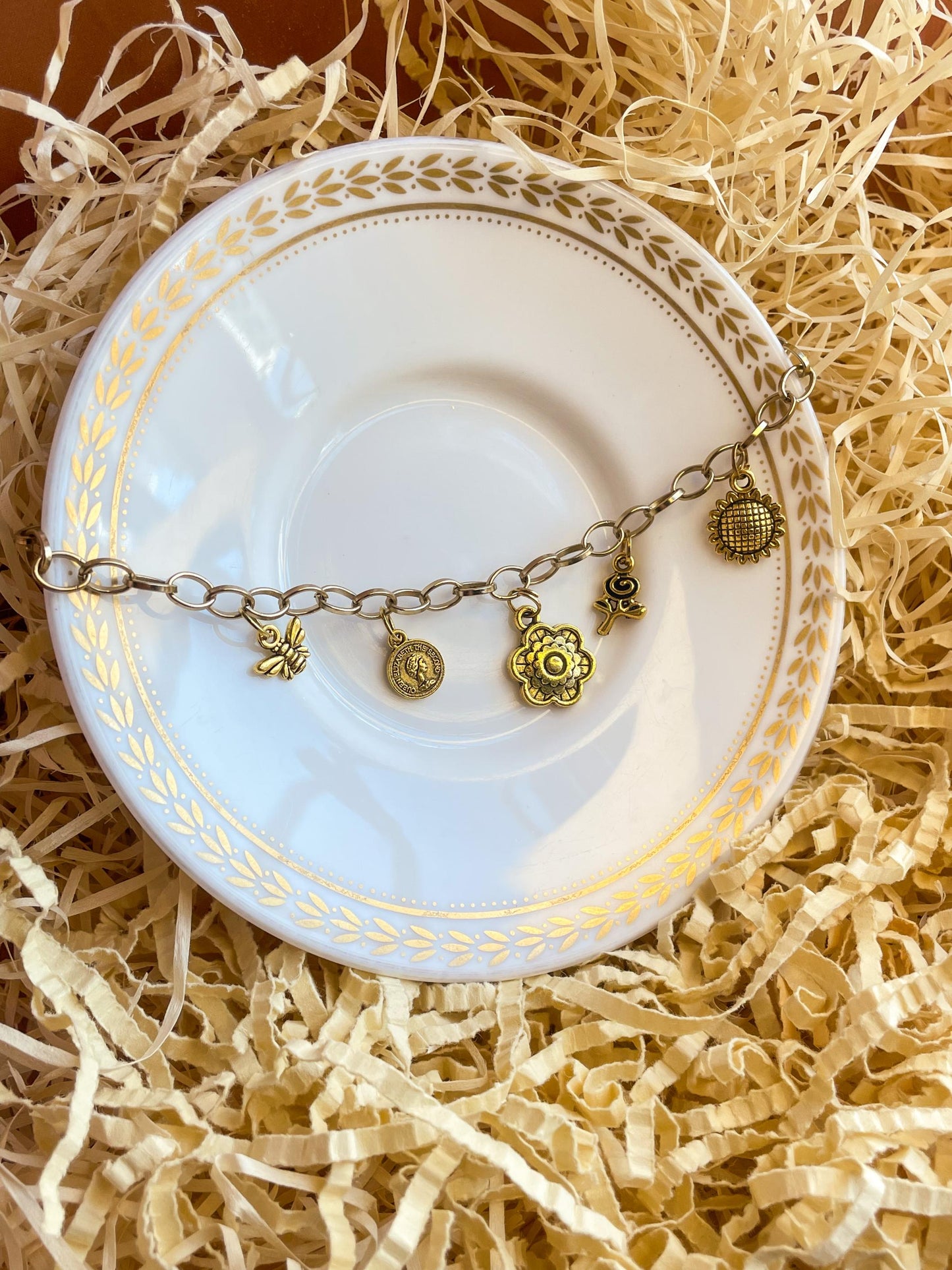 Antique Gold Link Charms Bracelet 5