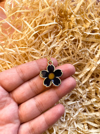 Glossy Flower Enamel Golden Necklace: Black