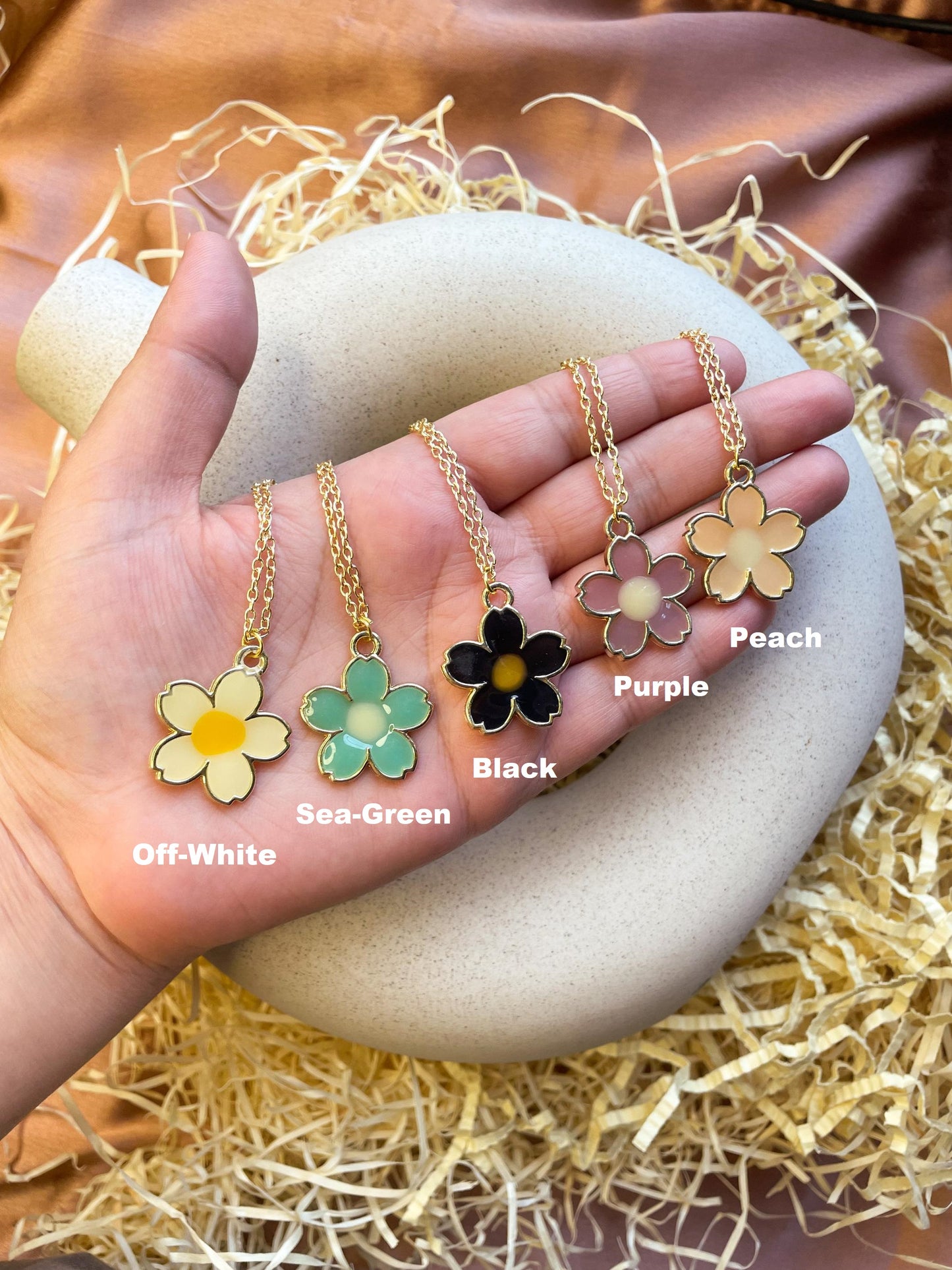 Glossy Flower Enamel Golden Necklace: Black