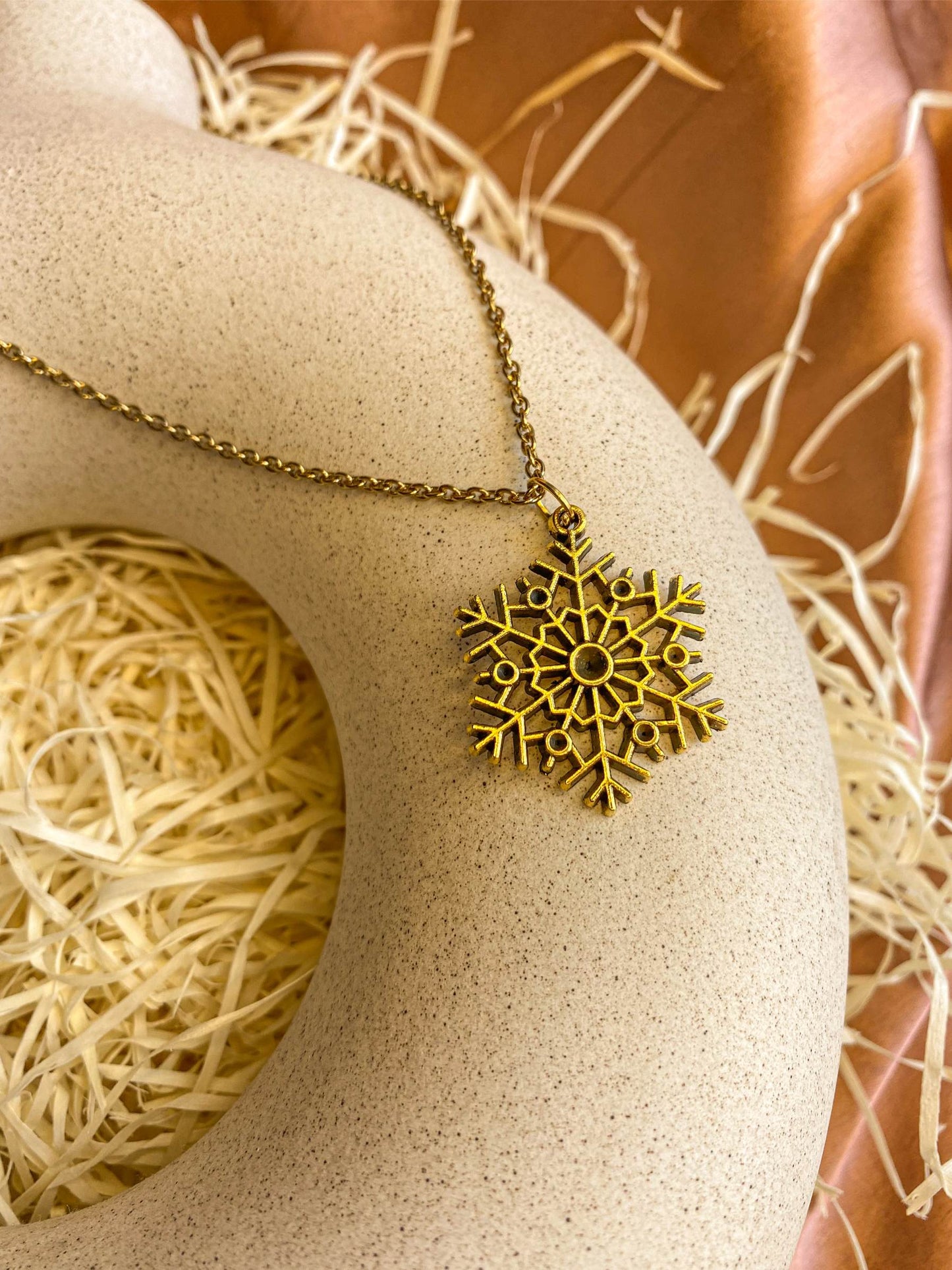 Snowflake Antique Gold Pendant Necklace