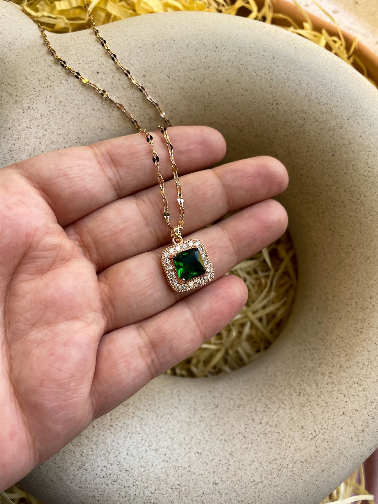 Victorian Emerald Square Gemstone Waterproof Necklace: Green