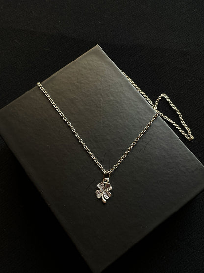 Clover Leaf Silver Pendant With Chain