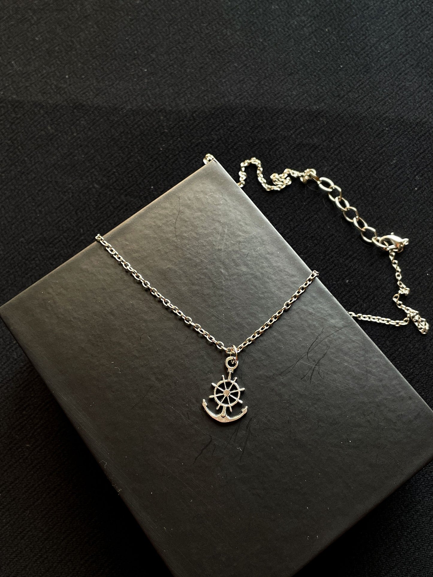 Wheel Anchor Silver Pendant With Chain