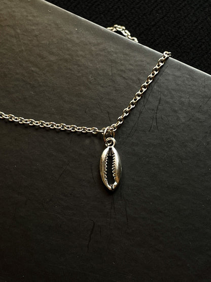 Silver Cowrie Pendant With Chain