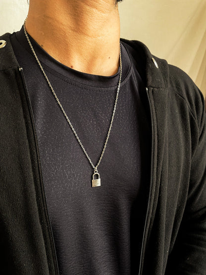 Silver Lock Pendant With Chain
