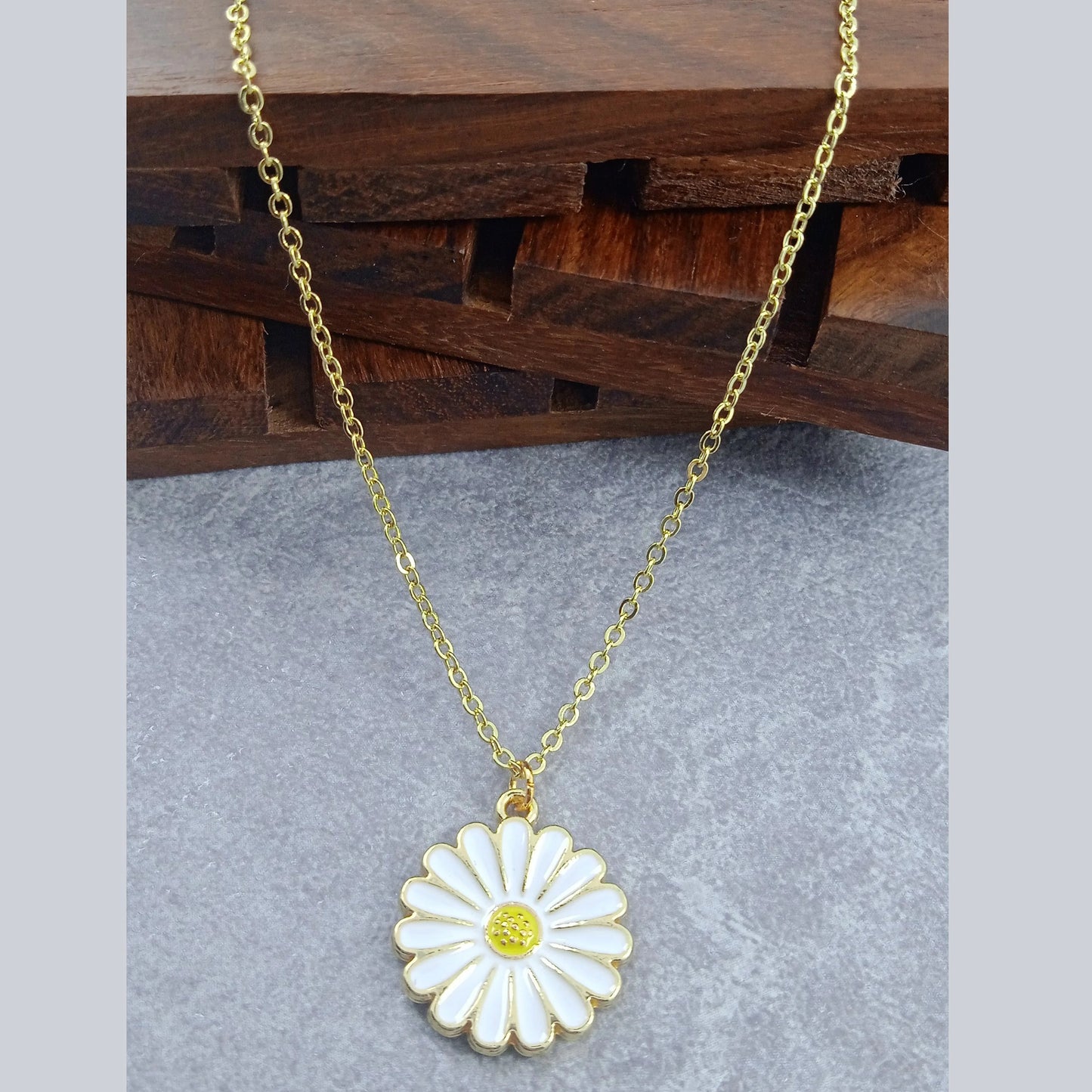 White Daisy Flower Enamel Pendant Necklace