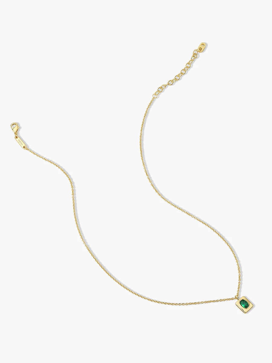 Regal Emerald Treasure Waterproof Necklace: Antique Gold